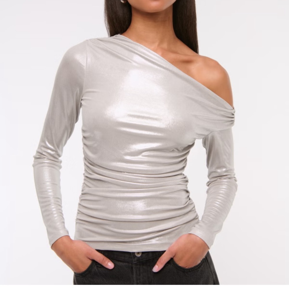 A&F NEW Long-Sleeve Liquid Shine Draped Top Size Large